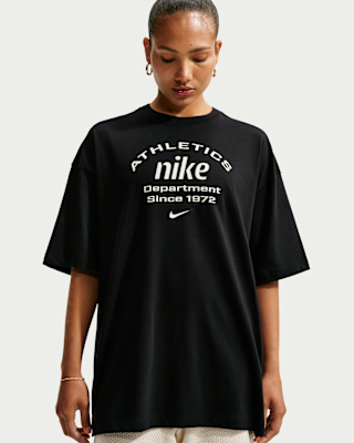 Nike Sportswear Women's Oversized T-Shirt. Nike FI